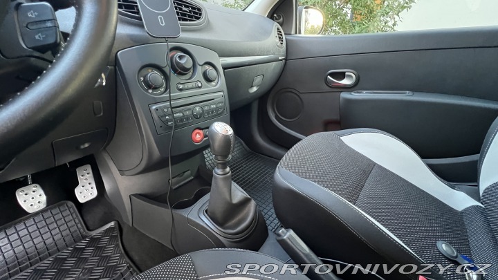 Renault Clio Sport RS CUP light verze 2012
