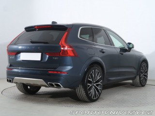 Volvo Ostatní modely XC60 Momentum T8 Twin Engine 2020