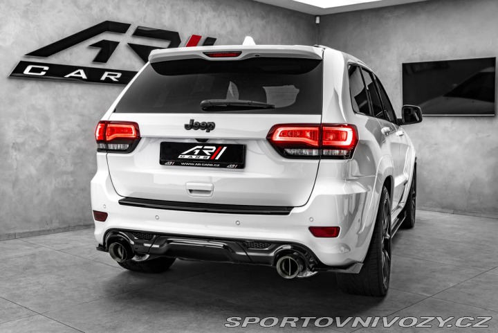 Ostatní značky Ostatní modely Jeep Grand Cherokee SRT 8 1800
