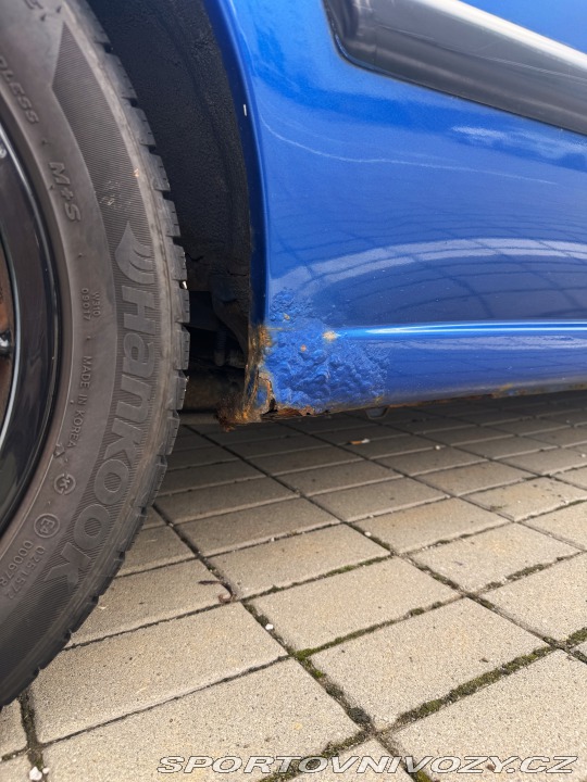 Nissan Almera GTi  2000