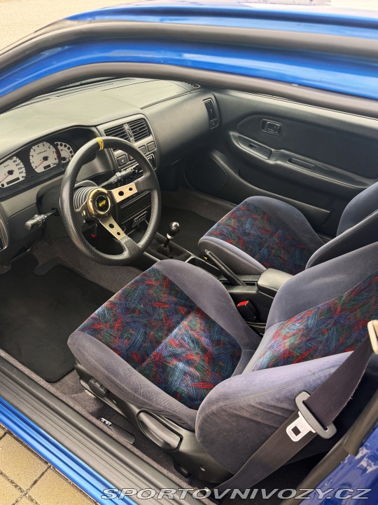 Nissan Almera GTi  2000