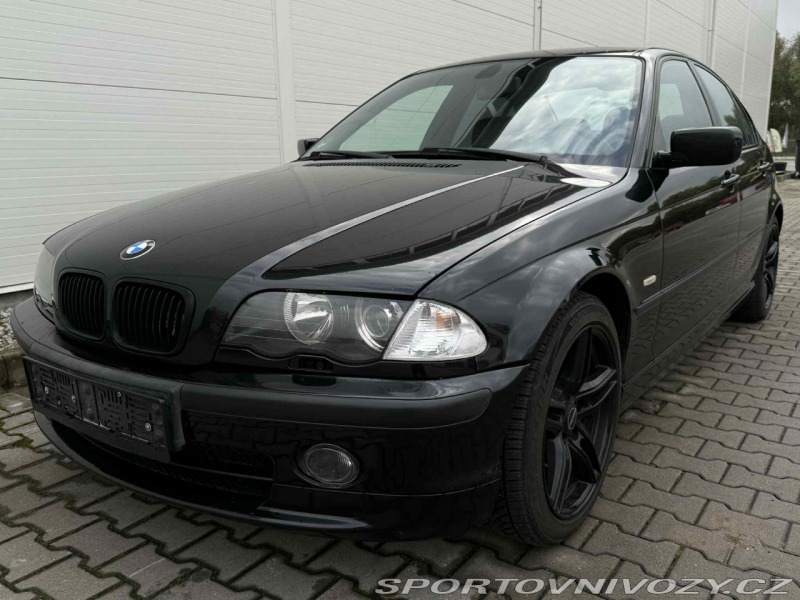 BMW 3 E46 320i 6 válec M packet