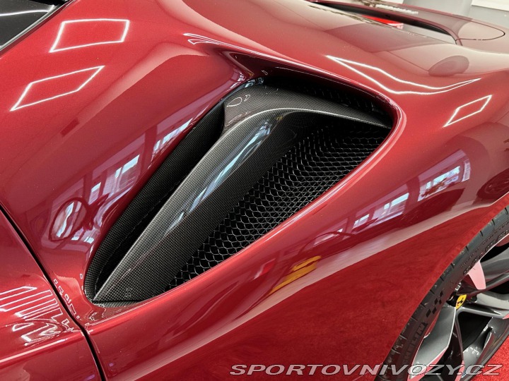 Ferrari SF90 Nové, ČR, TOP*Full Carbon 2024