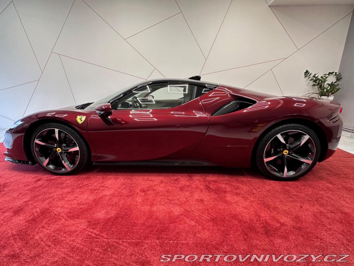 Ferrari SF90 Nové, ČR, TOP*Full Carbon 2024