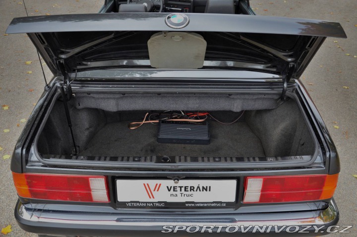BMW 3 325i E30 1986