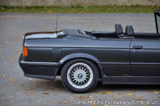 BMW 3 325i E30 1986