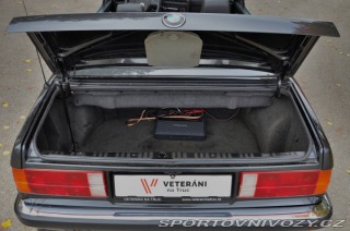 BMW 3 325i E30 1986