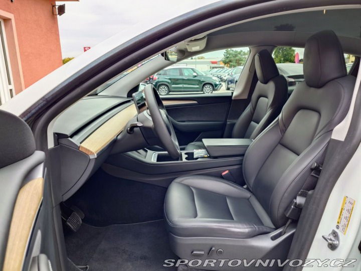 Tesla Model Y Long Range D.M  378 KW BE 2023