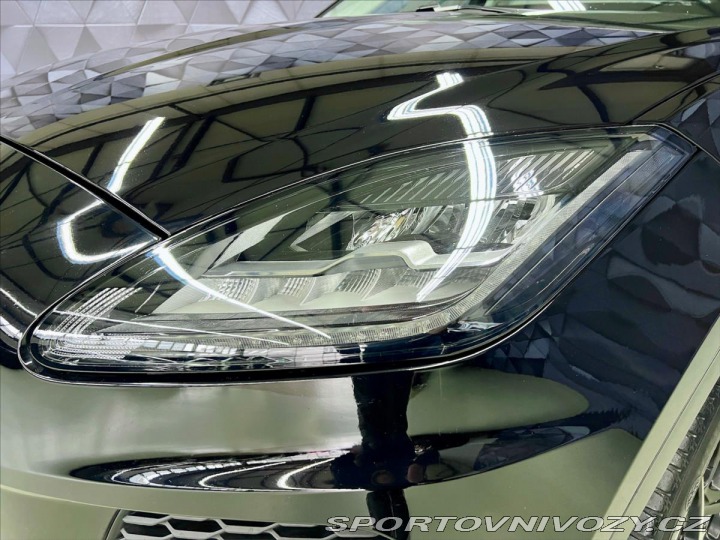Jaguar E-Pace P250 AWD R-DYNAMIC, LED, 2019