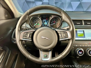 Jaguar E-Pace P250 AWD R-DYNAMIC, LED, 2019