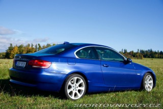 BMW 3 2,5 e92 325 i 2007