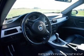 BMW 3 2,5 e92 325 i 2007