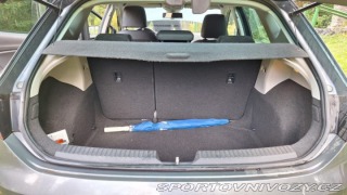 Seat Leon 2,0 Prodám osobní autom 2013