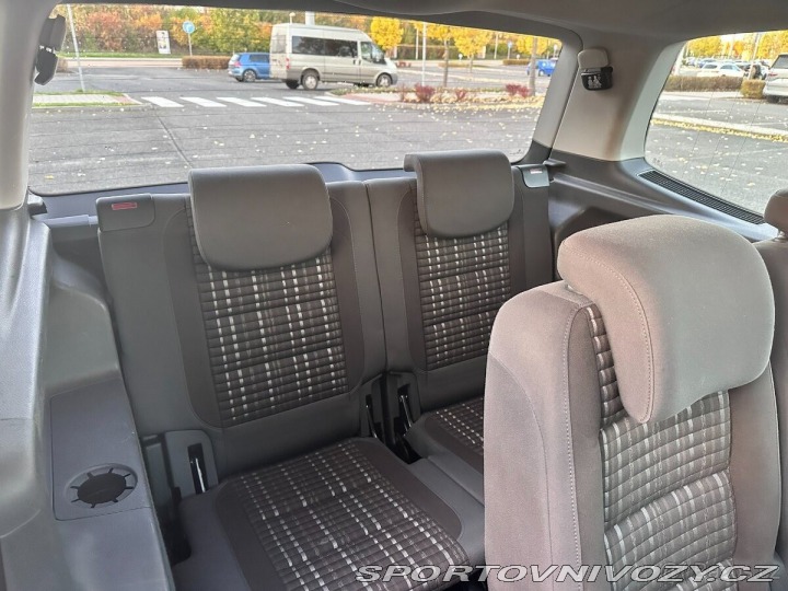 Volkswagen Ostatní modely Touran 2,0 Cross, 125 kW, DSG, 2013