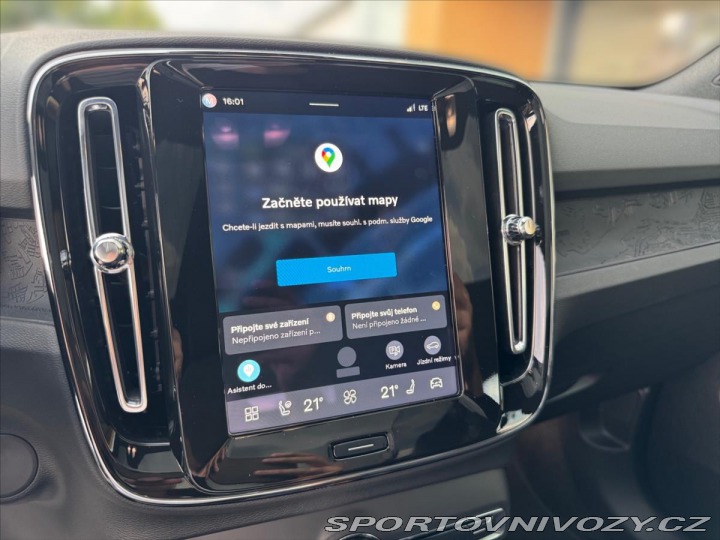 Volvo EC40 Single Range Plus Black 1 2025