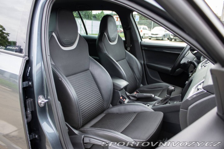 Škoda Octavia RS Combi 2.0 TDI RS DSG, 13 2016
