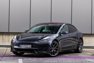 Tesla Model 3 Performance / TOP STAV /