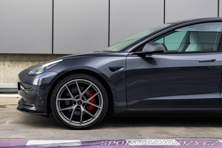 Tesla Model 3 Performance / TOP STAV / 2019