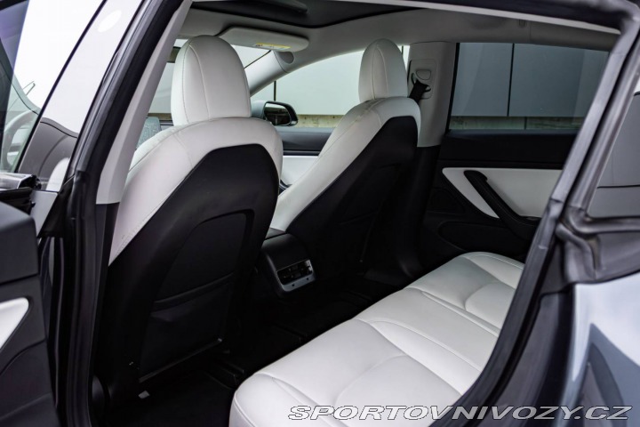 Tesla Model 3 Performance / TOP STAV / 2019