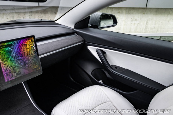 Tesla Model 3 Performance / TOP STAV / 2019