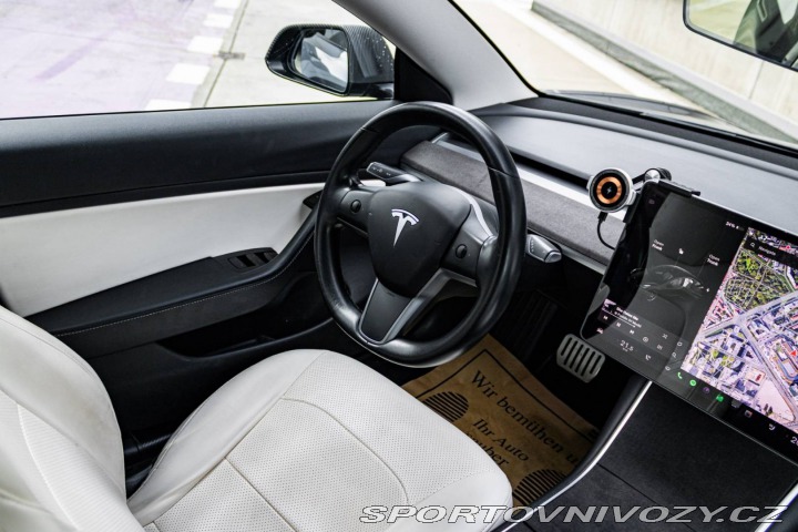 Tesla Model 3 Performance / TOP STAV / 2019