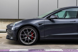 Tesla Model 3 Performance / TOP STAV / 2019