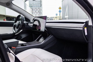 Tesla Model 3 Performance / TOP STAV / 2019