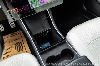 Tesla Model 3 Performance / TOP STAV / 2019