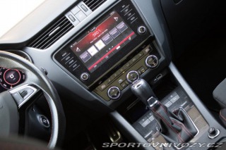 Škoda Octavia RS Combi  2.0 TDI RS DSG 4x4 2020