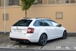Škoda Octavia RS Combi  2.0 TDI RS DSG 4x4 2020
