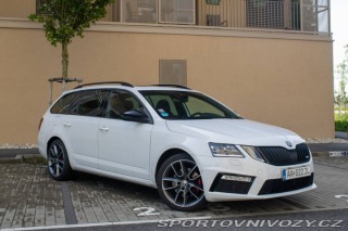 Škoda Octavia RS Combi  2.0 TDI RS DSG 4x4 2020