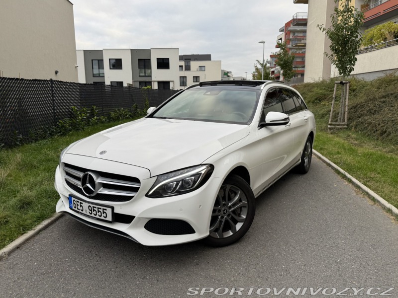 Mercedes-Benz C 400 4Matic pano designo