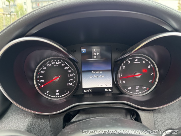 Mercedes-Benz C 400 4Matic pano designo 2017