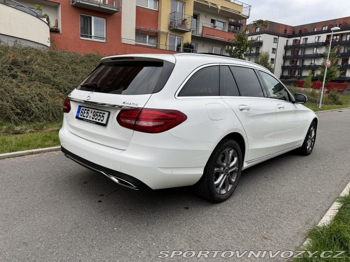 Mercedes-Benz C 400 4Matic pano designo 2017