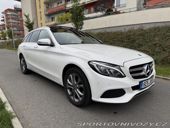 Mercedes-Benz C 400 4Matic pano designo 2017