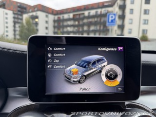 Mercedes-Benz C 400 4Matic pano designo 2017