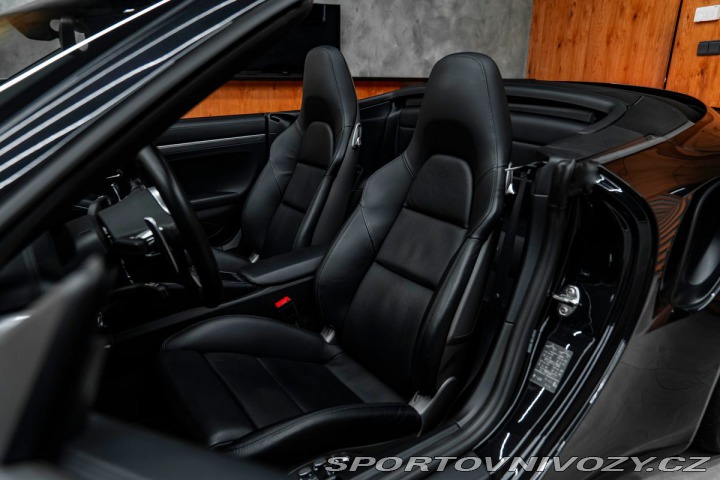 Porsche 911 Turbo Kabriolet, Bose, Ch 1800