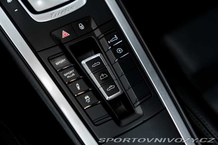 Porsche 911 Turbo Kabriolet, Bose, Ch 1800