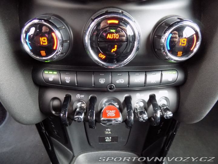 Mini Cooper 1.5i/El.střecha/1.Maj.ČR/ 2021