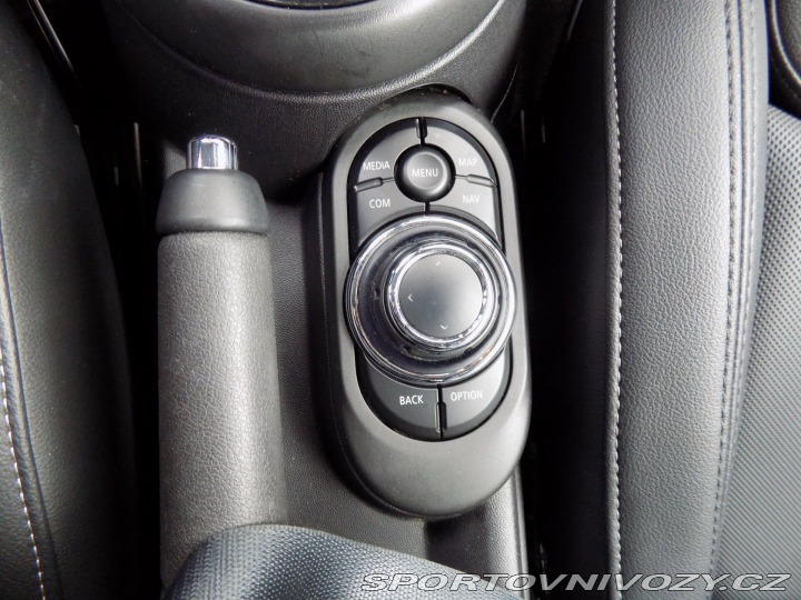 Mini Cooper 1.5i/El.střecha/1.Maj.ČR/ 2021
