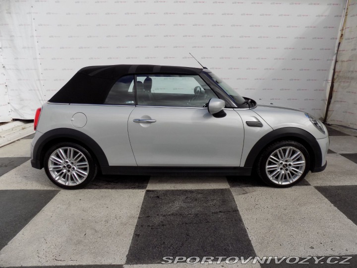 Mini Cooper 1.5i/El.střecha/1.Maj.ČR/ 2021