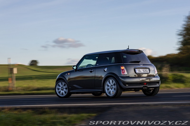 Mini Cooper Cooper S Park Line