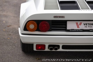 Ferrari 512 BBi 1986