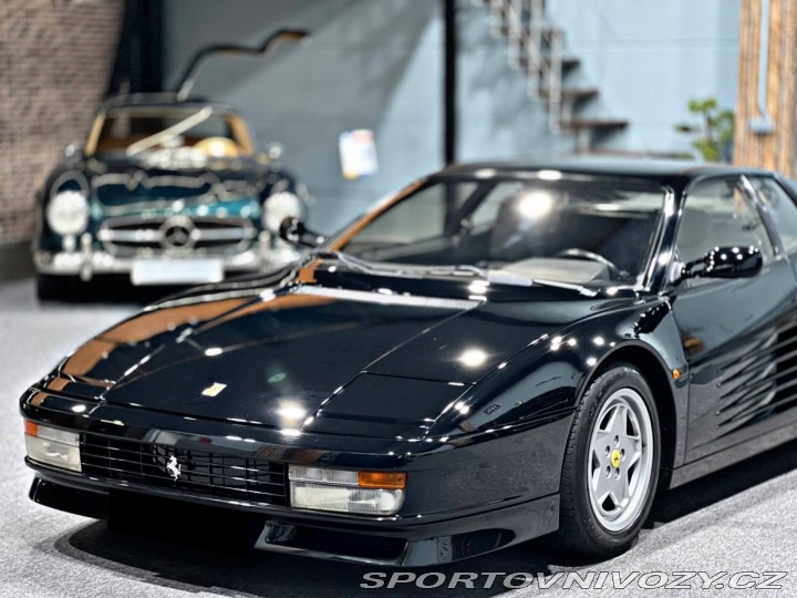 Ferrari Testarossa 1990