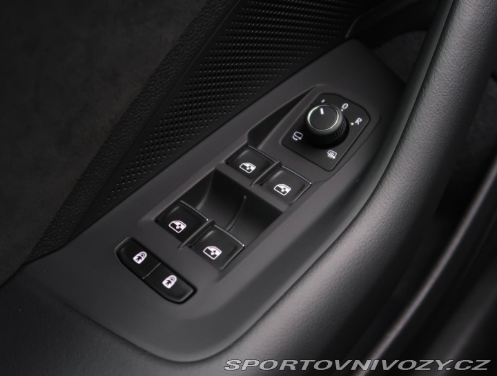 Volkswagen Ostatní modely Passat R-Line 2.0 TSI 2025