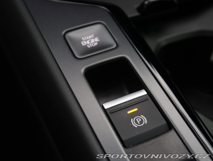 Volkswagen Ostatní modely Passat R-Line 2.0 TSI 4MOTION 2025