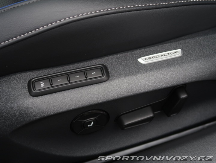 Volkswagen Ostatní modely Passat R-Line 2.0 TSI 2025