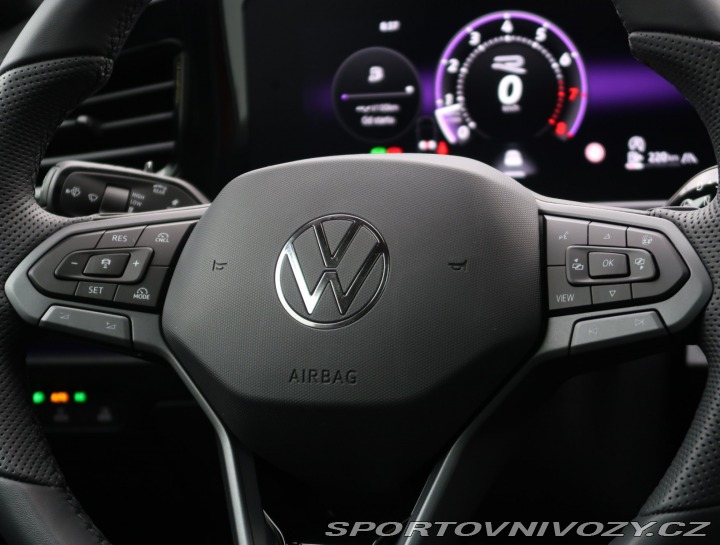Volkswagen Ostatní modely Passat R-Line 2.0 TSI 2025