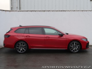 Volkswagen Ostatní modely Passat R-Line 2.0 TSI 2025
