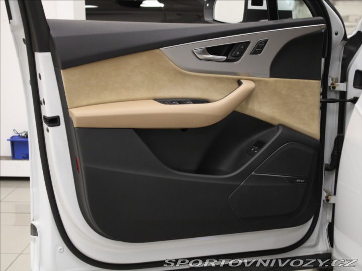 Audi Ostatní modely Q7 3,0 TFSI e 290kW S-Line 9 2020